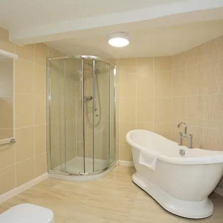 Downe Arms Country 위캄